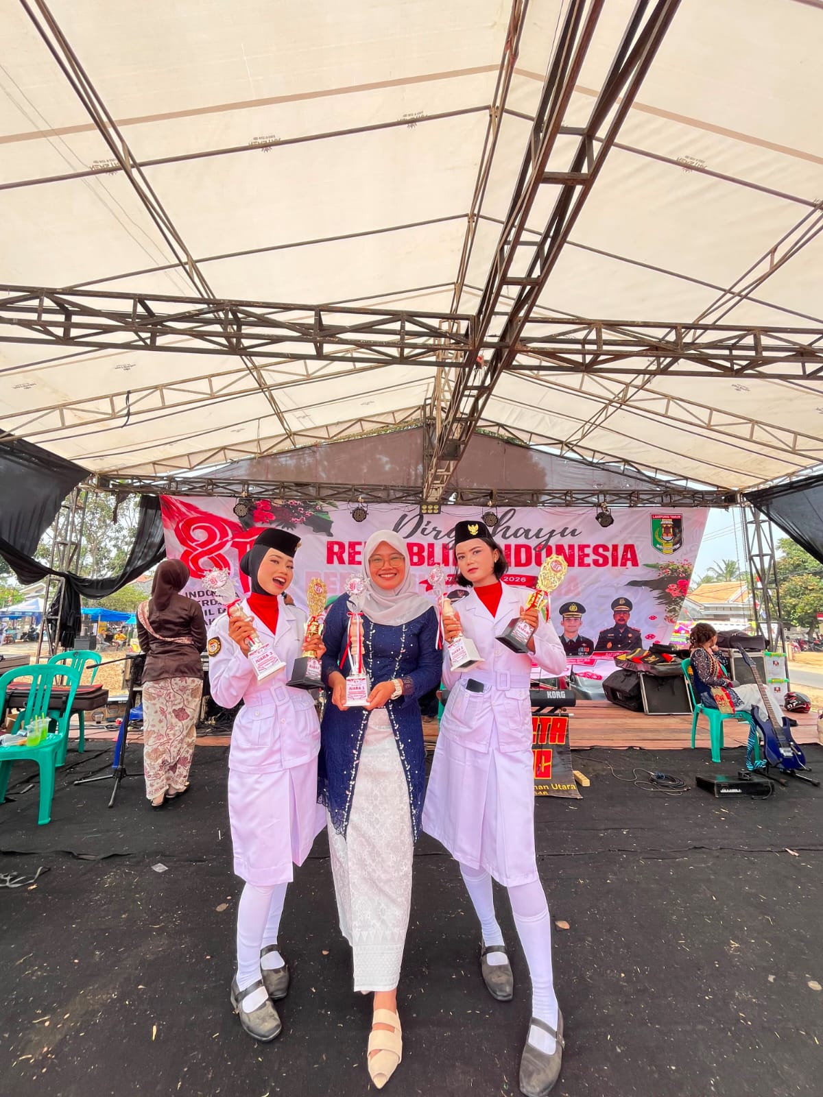 HUT RI